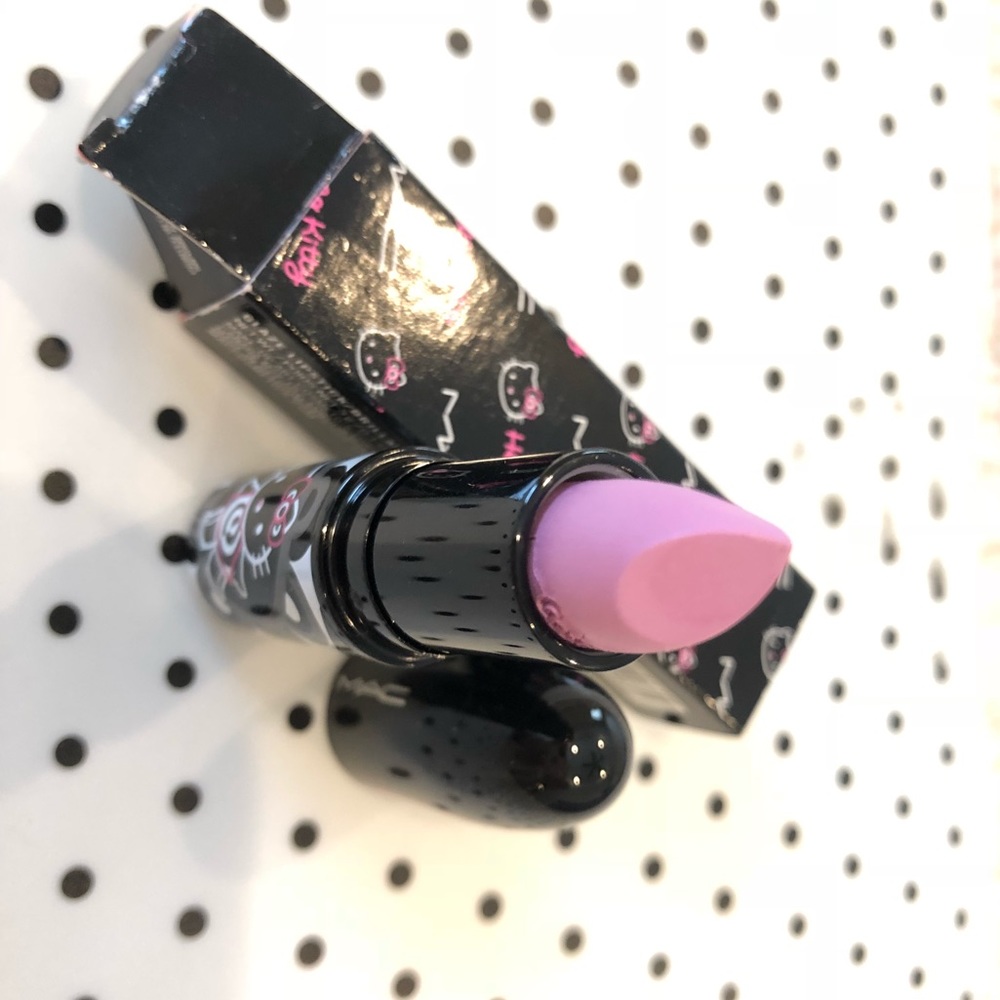 MAC LE HELLO KITTY FASHION MEWS LIPSTICK RARE